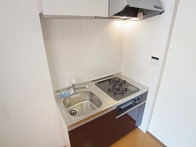 キッチン　システムキッチン。２口ガスコンロ・グリル付