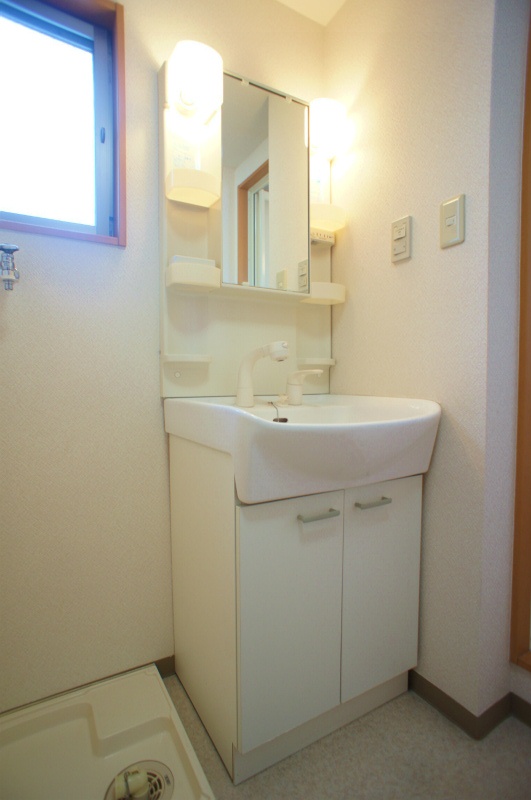 洗面設備　広い洗面スペース