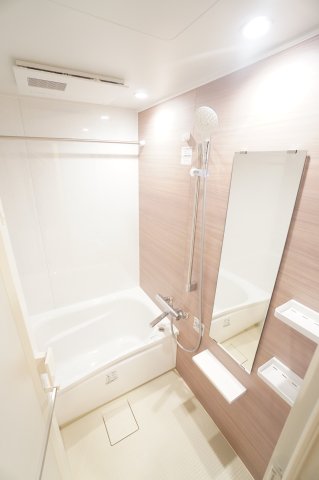 バス・シャワールーム　※同物件・同タイプの写真です。
