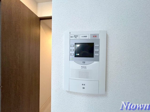 セキュリティ　モニター付きインターフォンです。