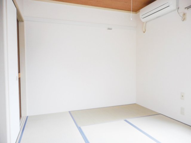 居室・リビング　別号室の参考写真です。