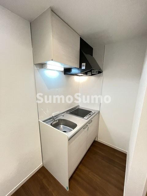 キッチン　コンパクトなキッチンで掃除もラクラク