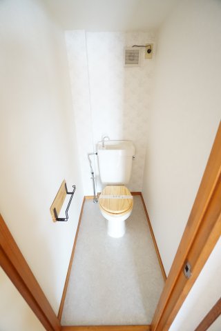 トイレ　※同物件・同タイプの写真です。