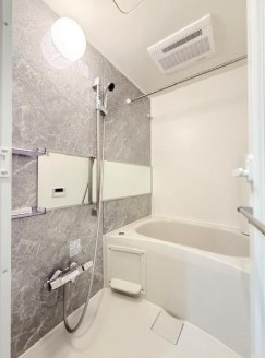 バス・シャワールーム　バス