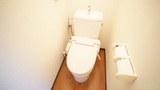 トイレ　シャワー付きトイレ