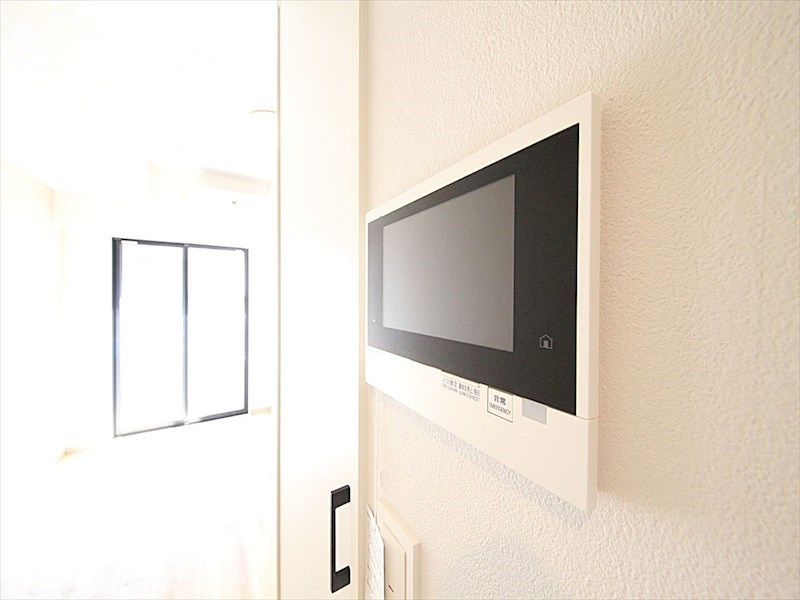 セキュリティ　モニター付きインターホン