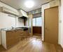 居室・リビング　落ち着いた雰囲気のお部屋です