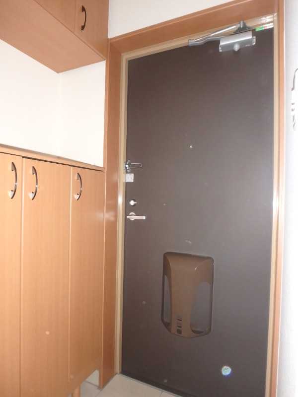 玄関　図面と現状に相違がある場合には現状を優先