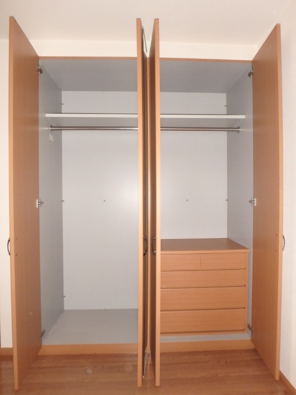 収納　図面と現状に相違がある場合には現状を優先