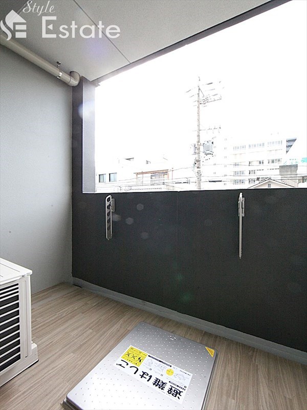 バルコニー　バルコニー