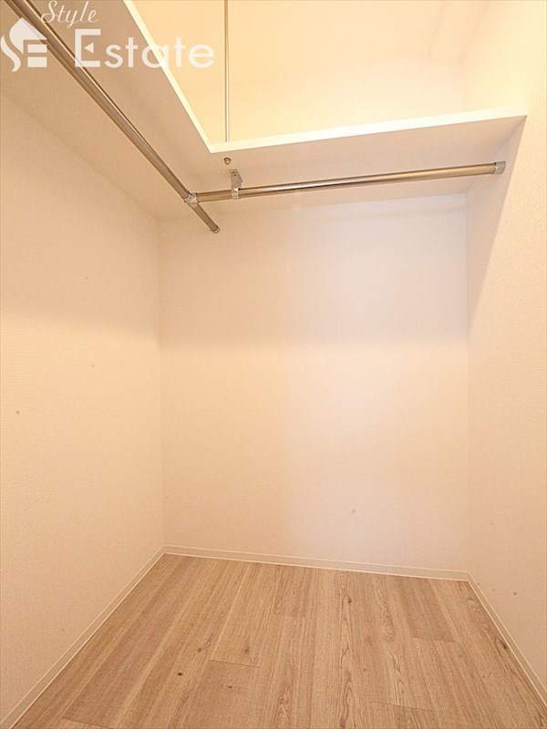 収納　ウォークインクローゼット