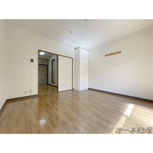 建物外観　洋室