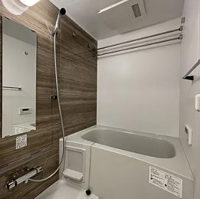 バス・シャワールーム　※別部屋の参考写真です。