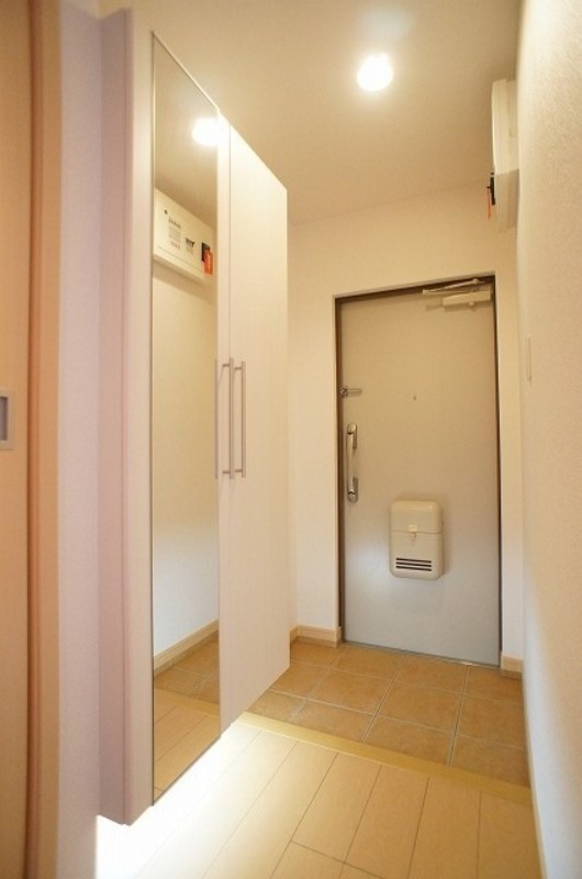 玄関　図面と現状に相違がある場合には現状を優先