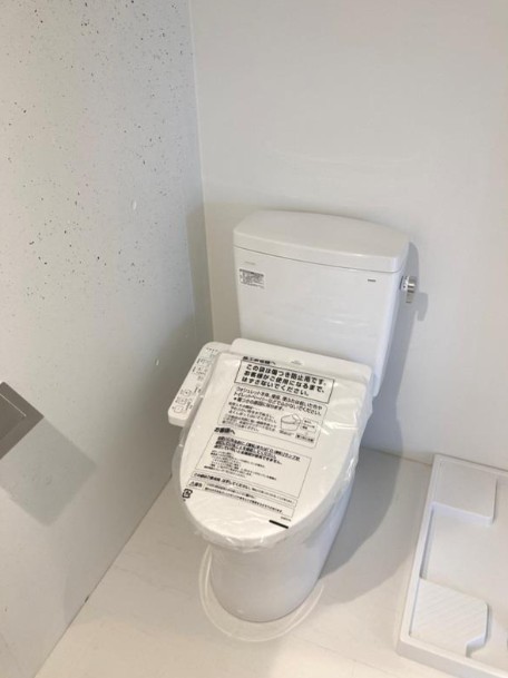 トイレ　※こちらの写真は他部屋になり参考写真です