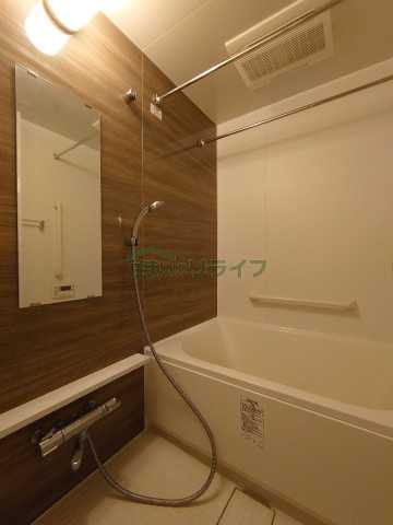 バス・シャワールーム　※参考写真です。似た間取りの別部屋になります。