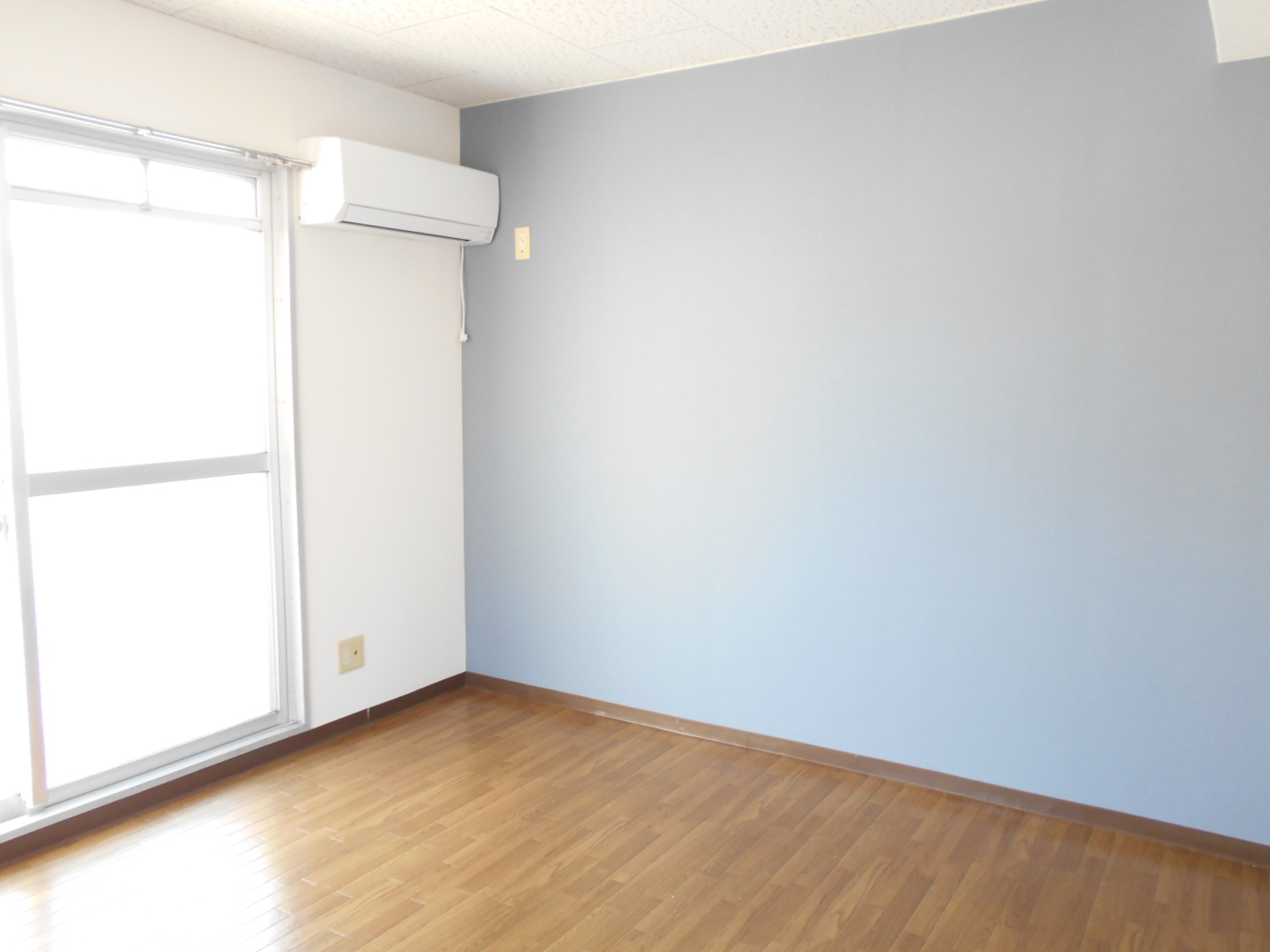 居室・リビング　日当たり良好