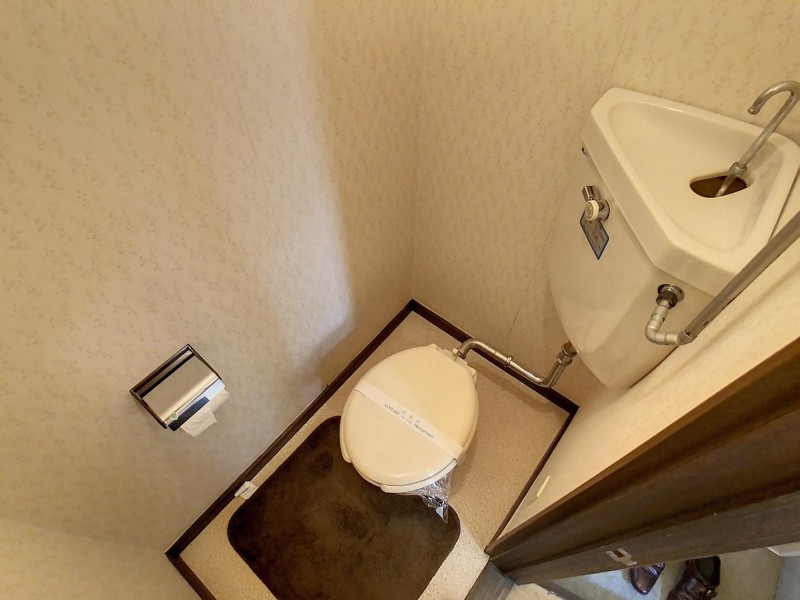 トイレ　トイレ