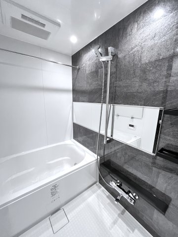 バス・シャワールーム　風呂