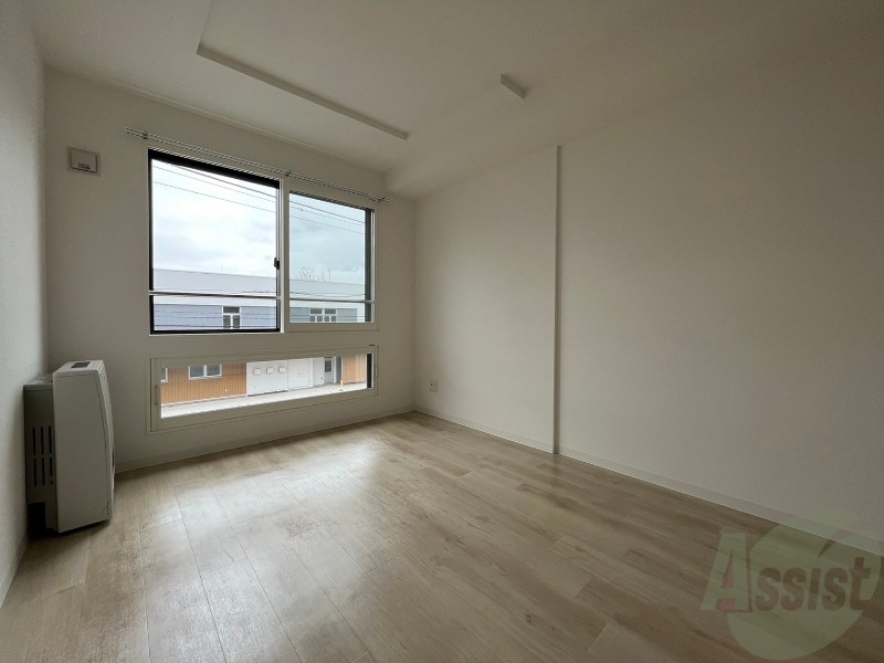 その他部屋・スペース　寝室です。部屋をどう使うかはあなた次第です！