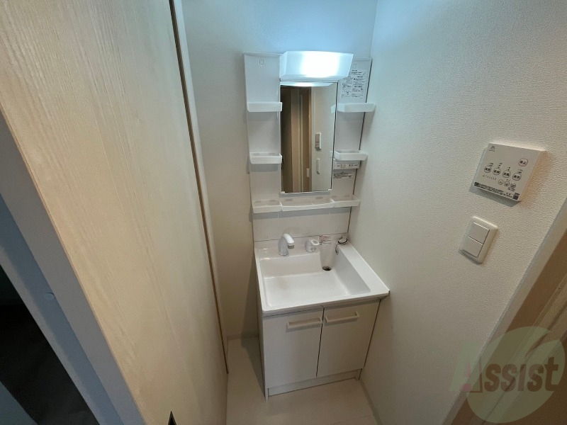 洗面設備　シャンプードレッサーで身支度もラクラクです！