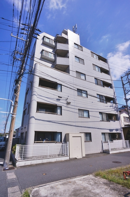 建物外観　日当たり良好。お家賃お手頃です（＾＾）