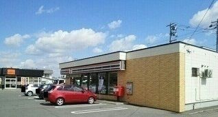 コンビニ　セブンイレブン神楽10丁目店（コンビニ）まで350m