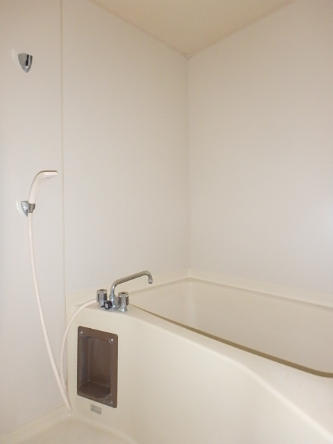 バス・シャワールーム　図面と現状に相違がある場合には現状を優先