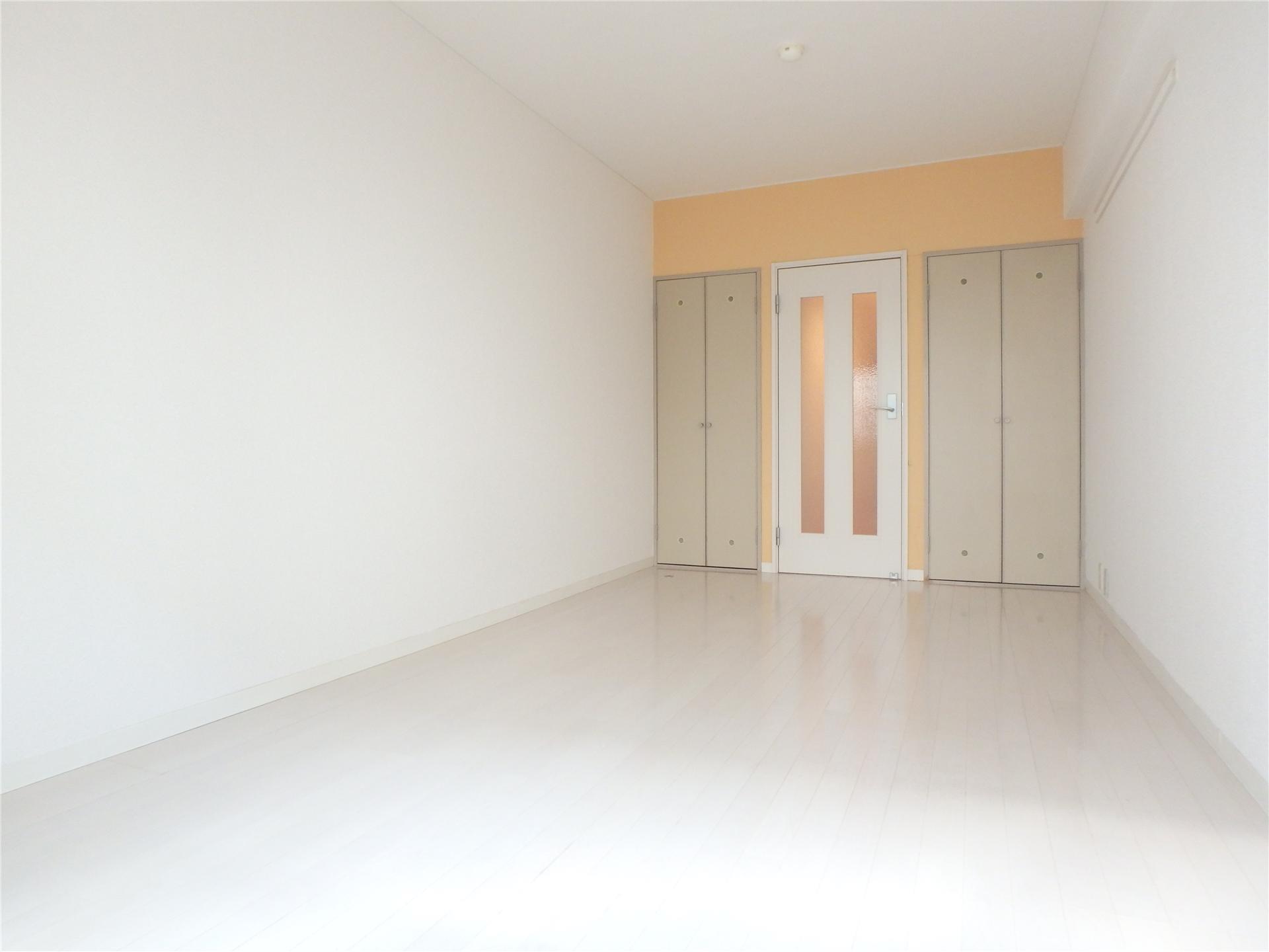 居室・リビング　７帖の洋室です