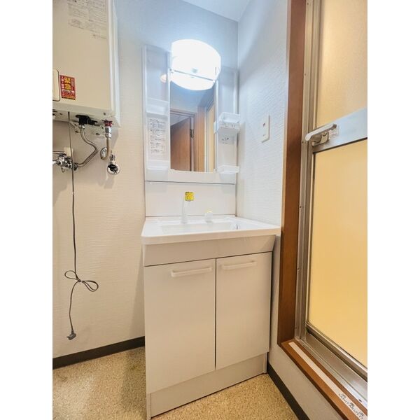 洗面設備　洗面所です