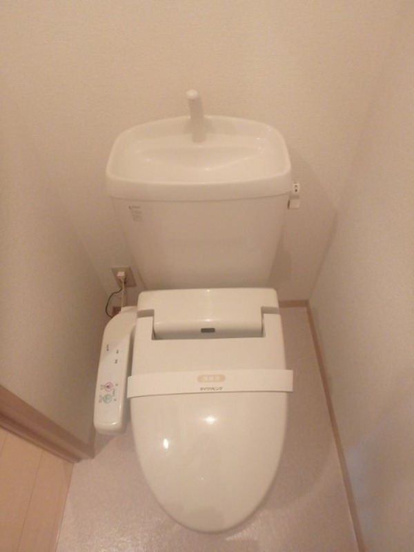 トイレ　図面と現状に相違がある場合には現状を優先