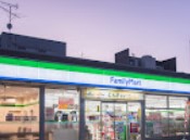 コンビニ　ファミリーマート 八王子明神町店（コンビニ）まで154m