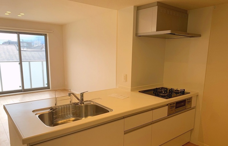 キッチン　キッチンでお料理をお楽しみください