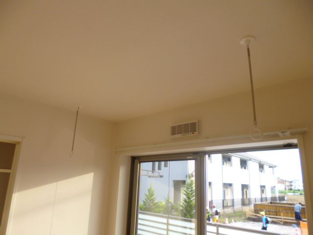 その他設備　室内物干し付きです。