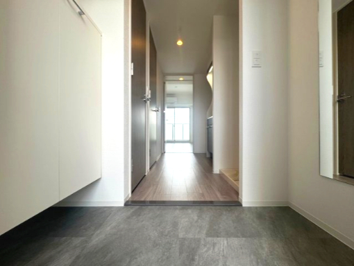 玄関　詳細は、RISUMO江坂本店までお問合せください♪