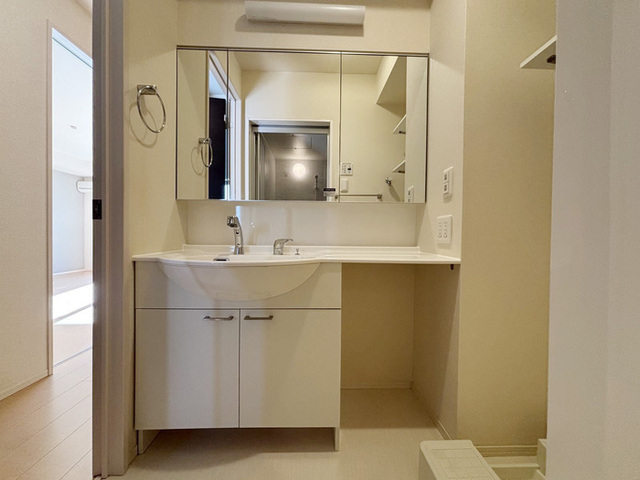 洗面設備　洗髪洗面化粧台