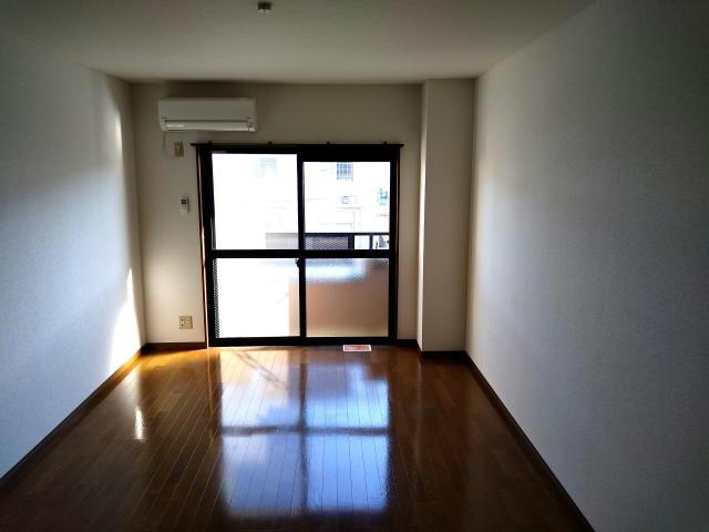 その他部屋・スペース　写真、間取図面などが現況と異なる場合は現況優先となります。