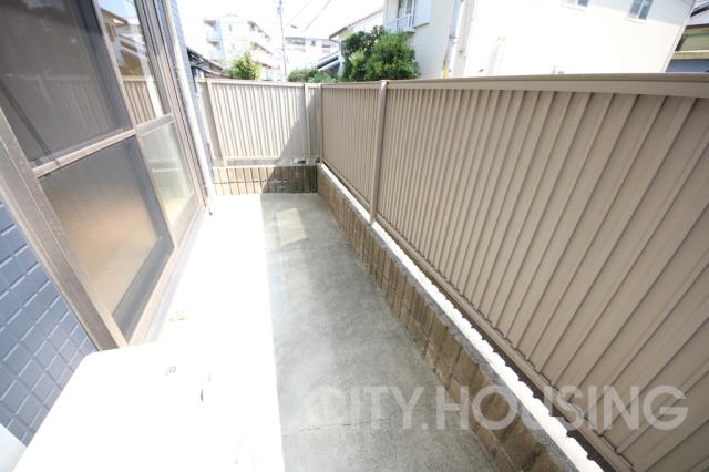 バルコニー　※同タイプ部屋の写真です。