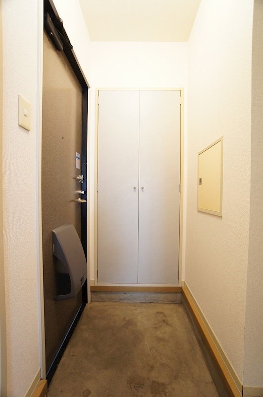玄関　シューズＢＯＸ付きで玄関を綺麗に使えます。