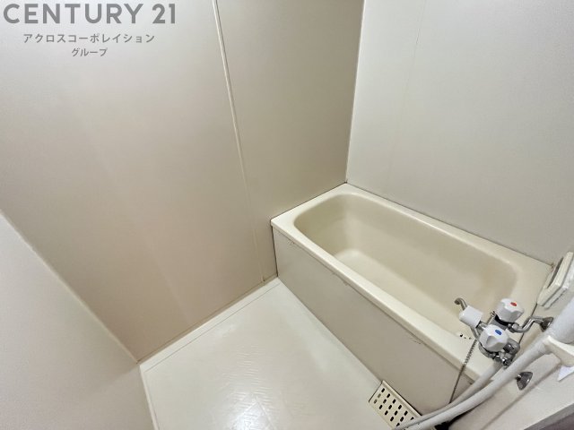 バス・シャワールーム　バストイレ別でおすすめです☆