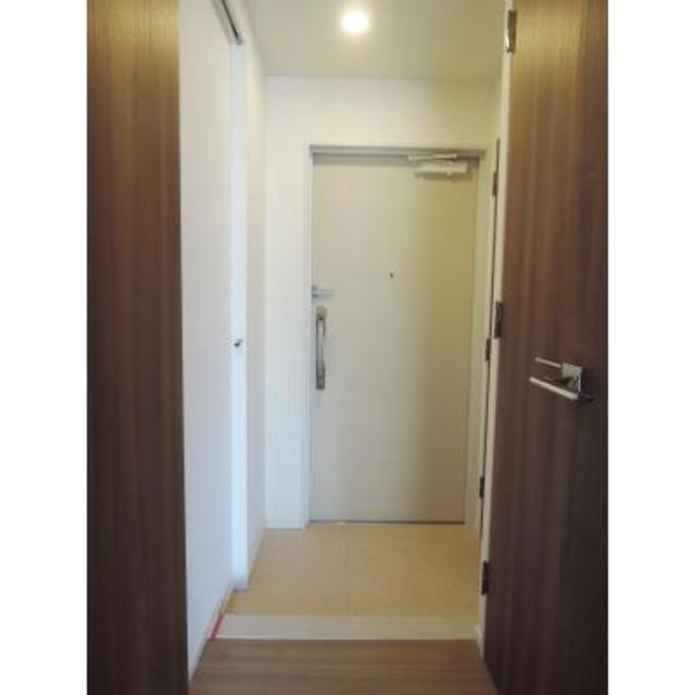 玄関　※写真は同タイプ住戸です。