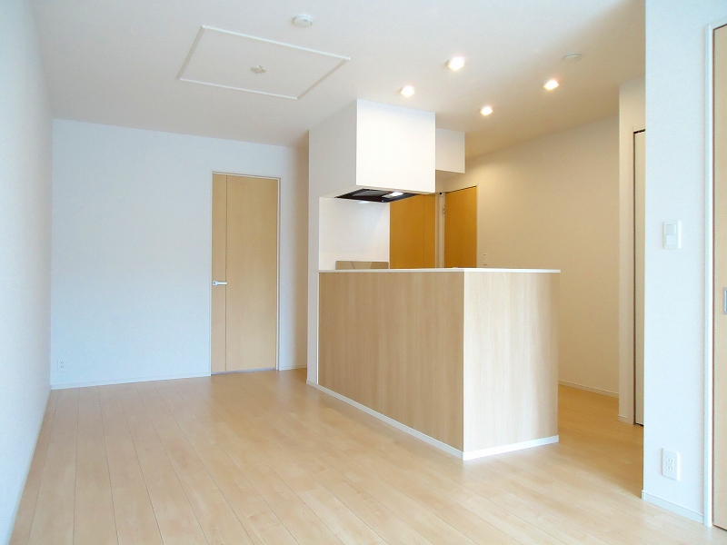 居室・リビング　13.4帖の広めの南向きのLDK ♪