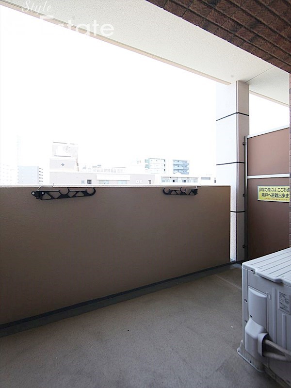 バルコニー　バルコニー