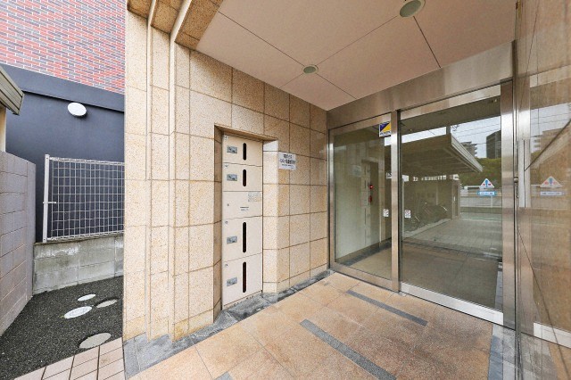 エントランス　エントランス