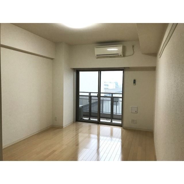 居室・リビング　☆明るい居室☆