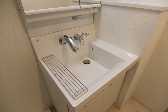 洗面設備　※別室の参考写真の為、現況優先です。