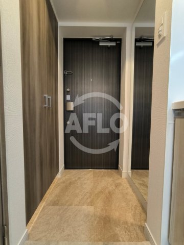 玄関　レオンコンフォート九条アルバ　玄関
