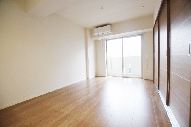 居室・リビング　リビング（類似室内）