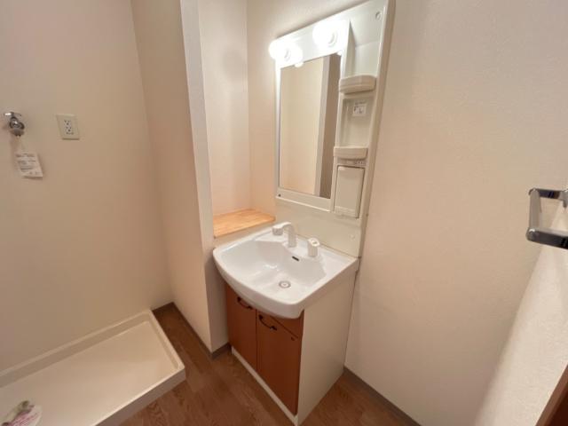 洗面設備　洗髪洗面化粧台