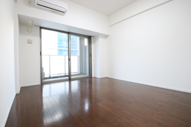 居室・リビング　※別室の参考写真の為、現況優先です。